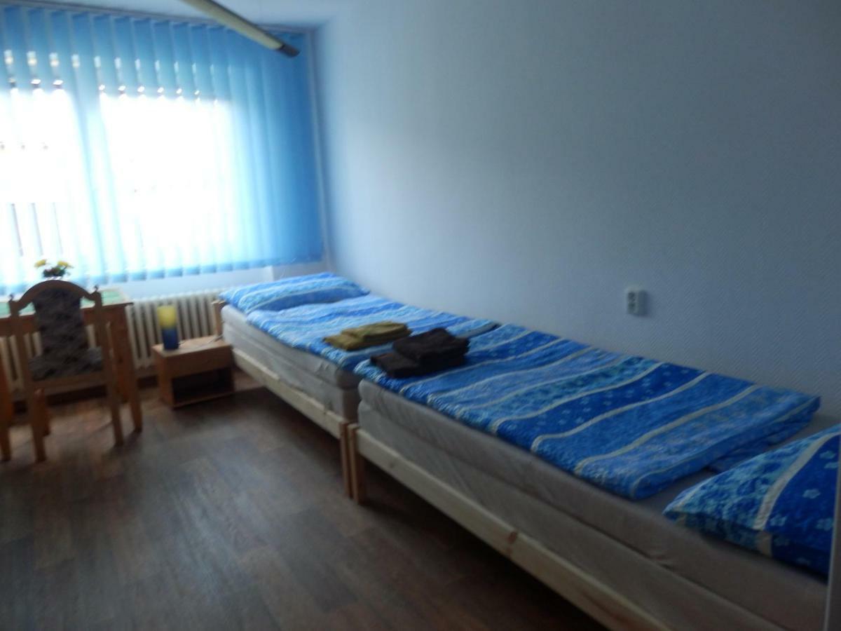 Frgo Ubytovani Vracov Exterior foto